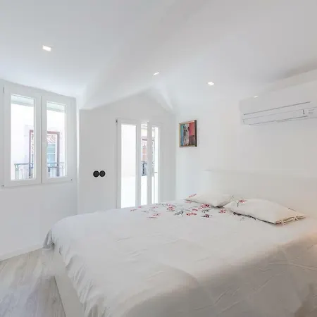Apartment Suprema Lofts Iii Lisbon