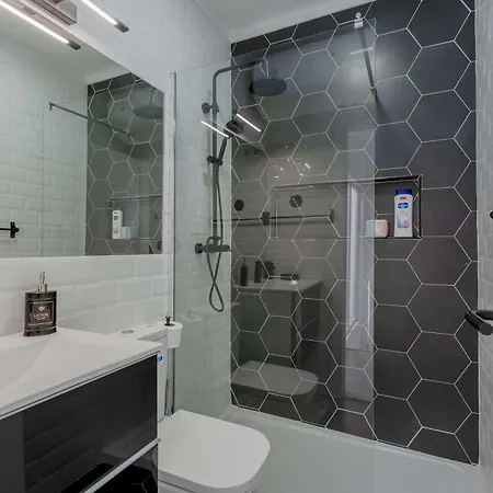 Suprema Lofts Iii 아파트